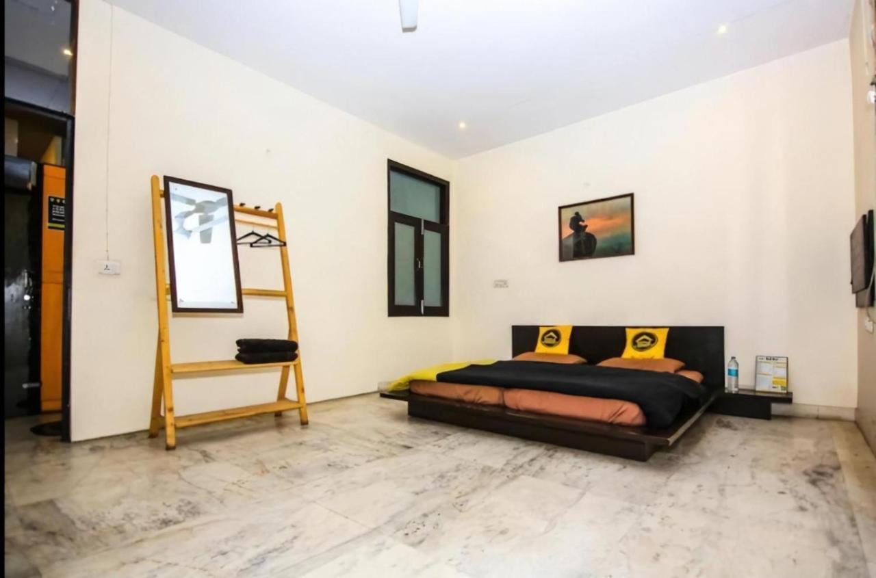 Heistel Delhi Hostel New Delhi Exterior photo